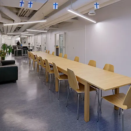 칩슬립 호스텔 *